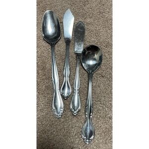 Vintage 4 Piece Leonard Silver Spreader Oneida Ltd Deluxe 2 Spreader 2 Spoons